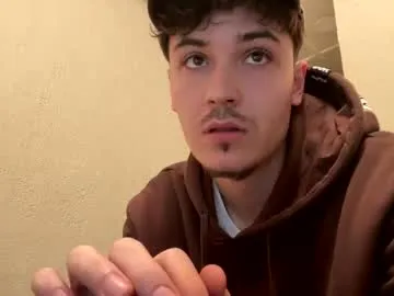 yungstudbev Image 8