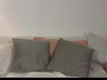 whisperlure – webcam model profile photo Image 18