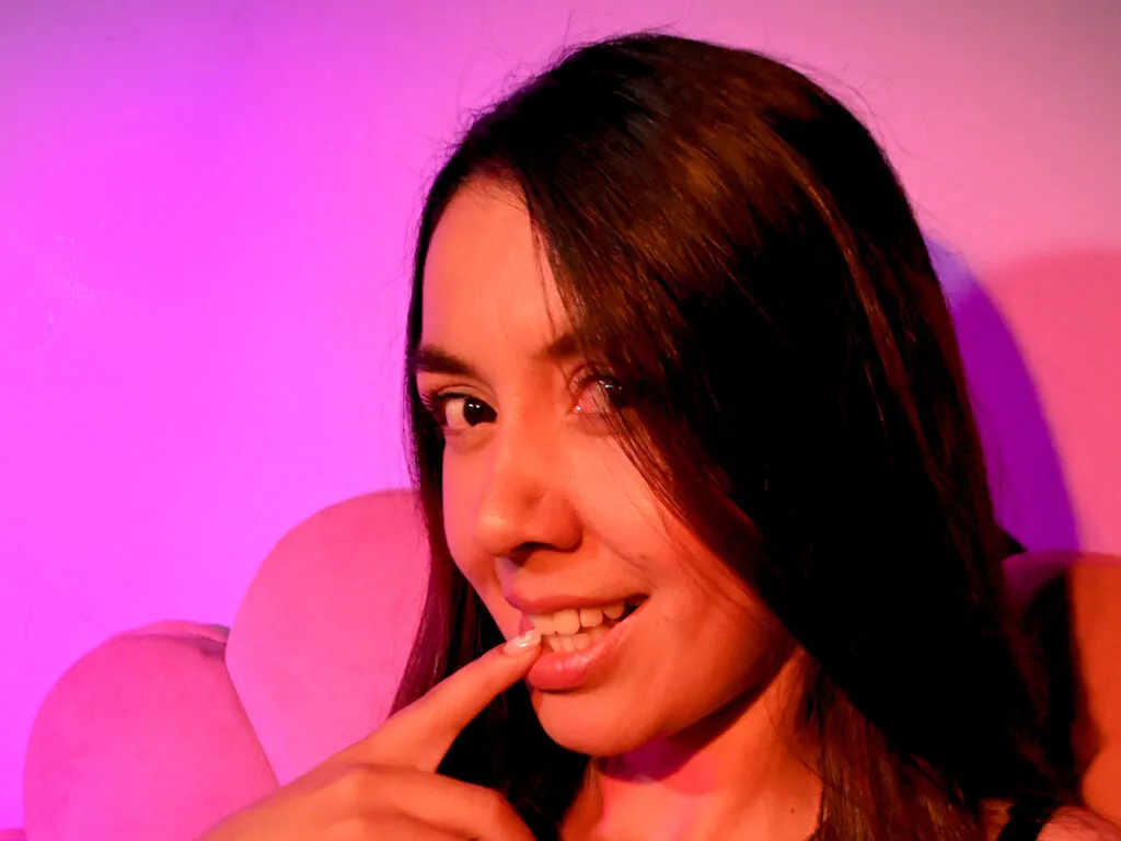 IssabellaEvans's Thumb Image