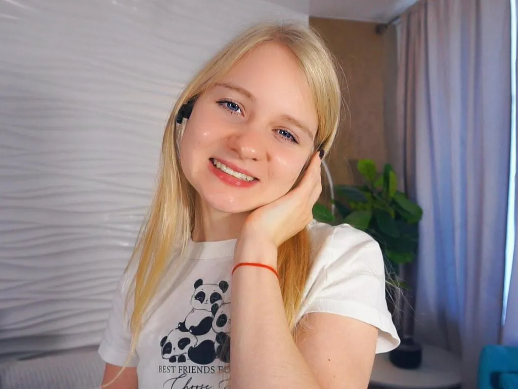 MathildaHultz – webcam model profile photo