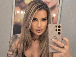 nganlico – webcam model profile photo Image 12