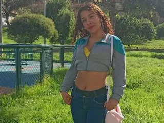 alodiaacomb – webcam model profile photo Image 2