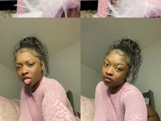 _Alicee_1 – webcam model profile photo Image 2