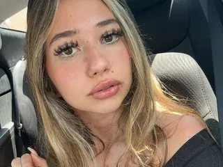 nagi_112 – webcam model profile photo Image 3