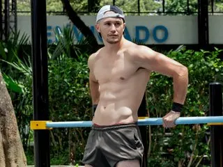 CarolPrince – webcam model profile photo Image 3