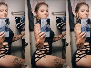 CharlyRocket – webcam model profile photo