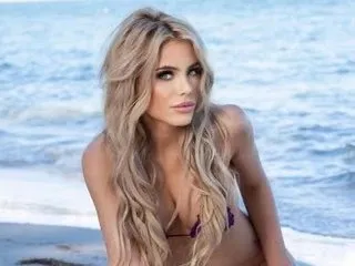 sellapink – webcam model profile photo Image 2