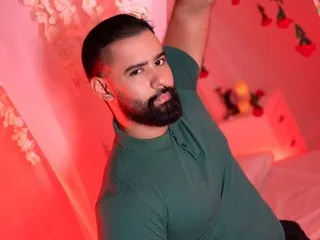 starvingo2002 – webcam model profile photo Image 5