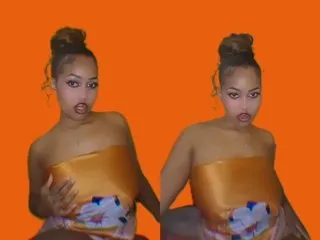 Curvycharm – webcam model profile photo