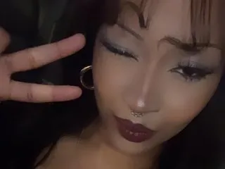 DamitaLynn's Thumb Image