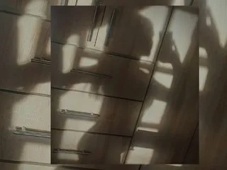 _Alicee_1 – webcam model profile photo Image 3