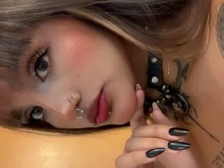 Benson18y – webcam model profile photo Image 5