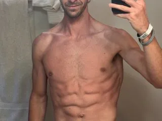 HungRunner36 – webcam model profile photo