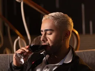 skinny_candy18 – webcam model profile photo Image 4