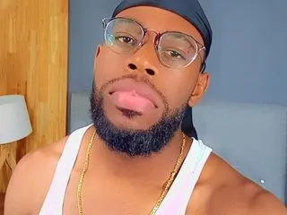 seraphine23 – webcam model profile photo Image 2