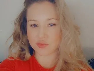 someone_sweet – webcam model profile photo Image 2