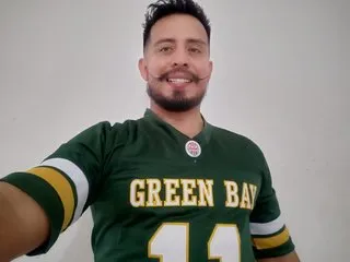 tiameakin – webcam model profile photo Image 3