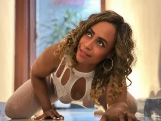 KamariaFyre – webcam model profile photo