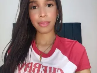 AlisaMoss – webcam model profile photo Image 2