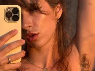 DomManlyGuy – webcam model profile photo Image 3