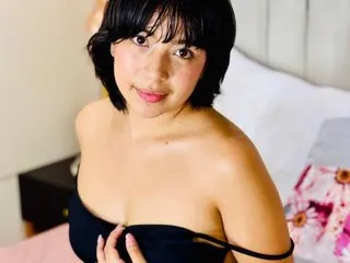 LilyBunniee's Thumb Image