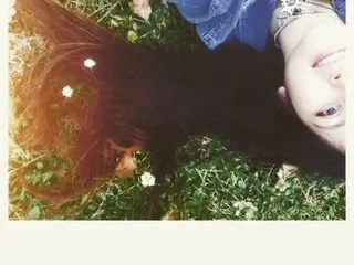 _Alicee_1 – webcam model profile photo Image 7