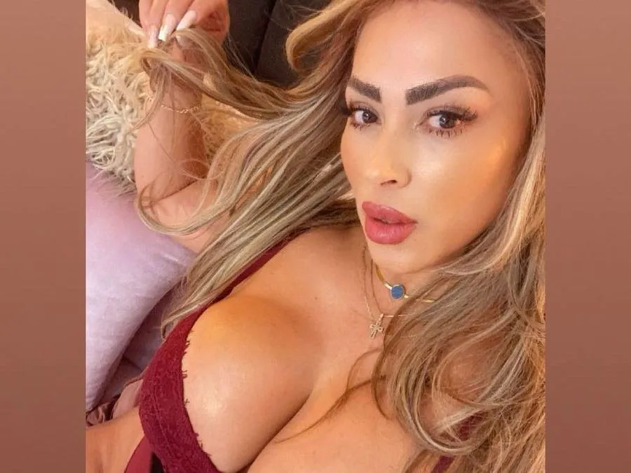 someone_sweet – webcam model profile photo Image 2