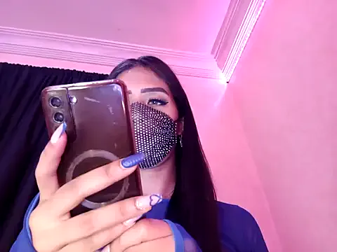 _Alicee_1 – webcam model profile photo Image 8