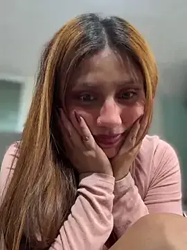 nagi_112 – webcam model profile photo Image 5