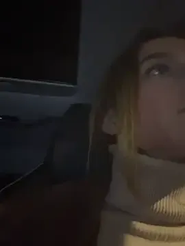 HopeHeaven – webcam model profile photo Image 18