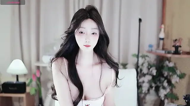 shypixels – webcam model profile photo Image 4