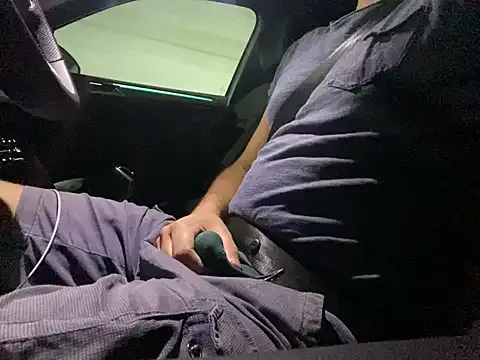 bisexualmilf – webcam model profile photo Image 18