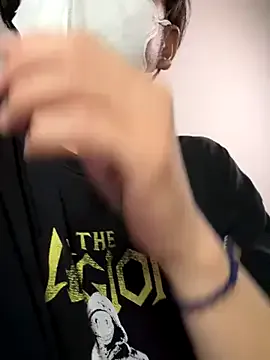 sidneyhodsdon – webcam model profile photo Image 9