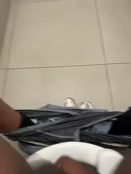 hornyshow_tv – webcam model profile photo Image 17