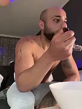 1Richrichard1 Image 18