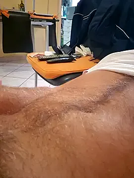 Kor_Noah – webcam model profile photo Image 19