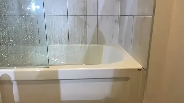 l1n4luv – webcam model profile photo Image 3