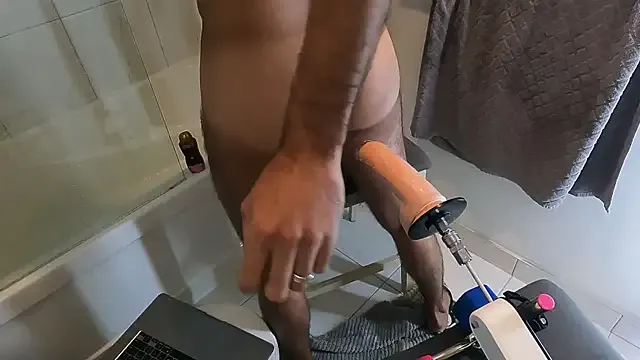 l1n4luv – webcam model profile photo Image 6