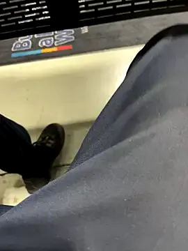 PIPIShoei – webcam model profile photo Image 15