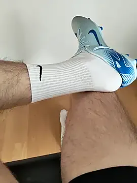 trainwithme – webcam model profile photo Image 13