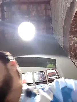 DomManlyGuy – webcam model profile photo Image 18