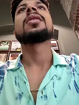 DomManlyGuy – webcam model profile photo Image 2