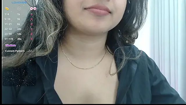 someone_sweet – webcam model profile photo Image 2