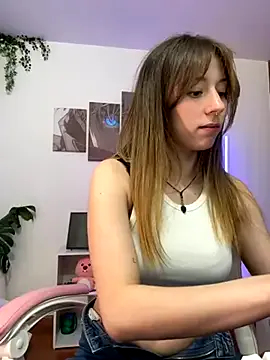 lilylumina_ – webcam model profile photo Image 16