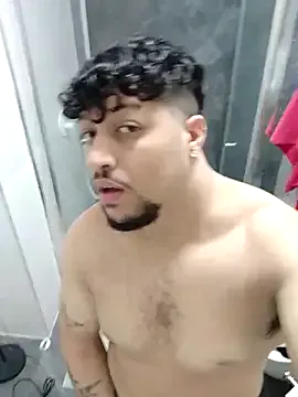 alexandjohntv – webcam model profile photo Image 15