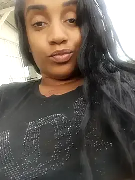 nagi_112 – webcam model profile photo Image 7