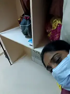 DomManlyGuy – webcam model profile photo Image 4