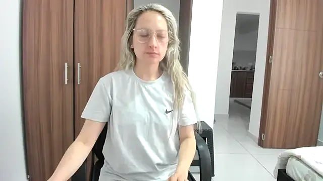 dears_pearlss – webcam model profile photo Image 11