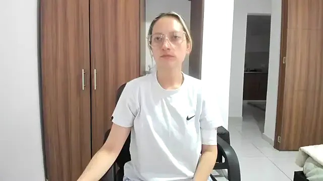 dears_pearlss – webcam model profile photo Image 14