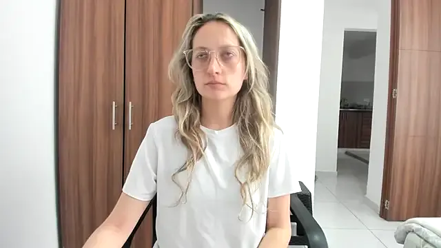 dears_pearlss – webcam model profile photo Image 15